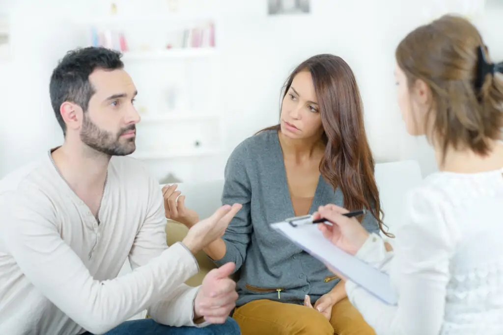 Avoiding Common Pitfalls: Lessons from Experienced Mediators Chesham