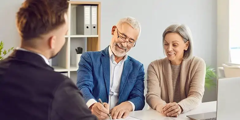 Why Are More Divorcing Couples Choosing Mediation Chesham?